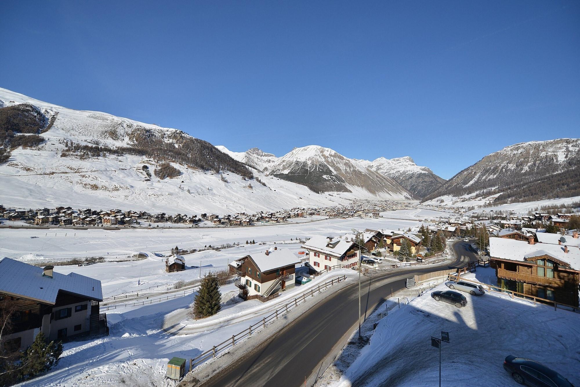 Hotel Margherita Livigno Exterior foto